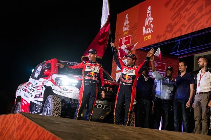 #301 Toyota Gazoo Racing Toyota Hilux: Nasser Al-Attiyah, Matthieu Baumel