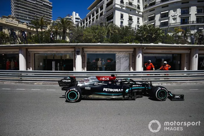 Lewis Hamilton, Mercedes W12