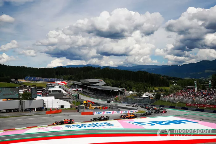 Max Verstappen, Red Bull Racing RB16B, Lewis Hamilton, Mercedes W12, Lando Norris, McLaren MCL35M, Sergio Pérez, Red Bull Racing RB16B