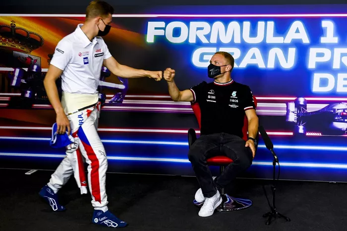 Valtteri Bottas, Mercedes e Mick Schumacher, Haas F1 in conferenza stampa