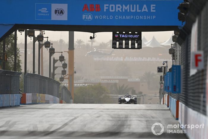 Nyck de Vries, Mercedes-Benz EQ, EQ Silver Arrow 02