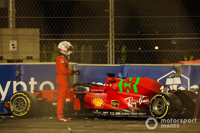 Choque de Charles Leclerc, Ferrari SF21 al final de la FP2
