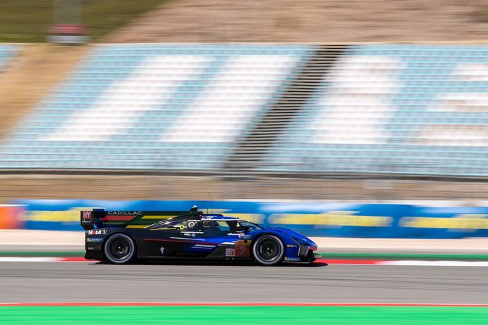 #2 Cadillac Racing Cadillac V-Series.R: Earl Bamber, Alex Lynn, Richard Westbrook