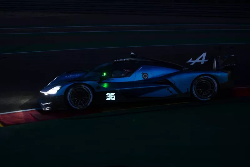Alpine A424
