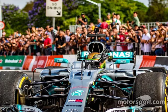 Esteban Gutiérrez, Mercedes AMG F1 en el Festival Senna Tribute