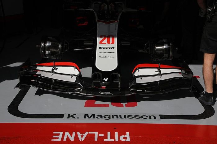 Haas F1 Team VF-20 front nose detail