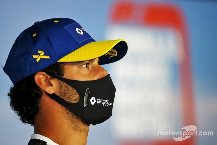 Daniel Ricciardo, Renault F1 en la conferencia de prensa