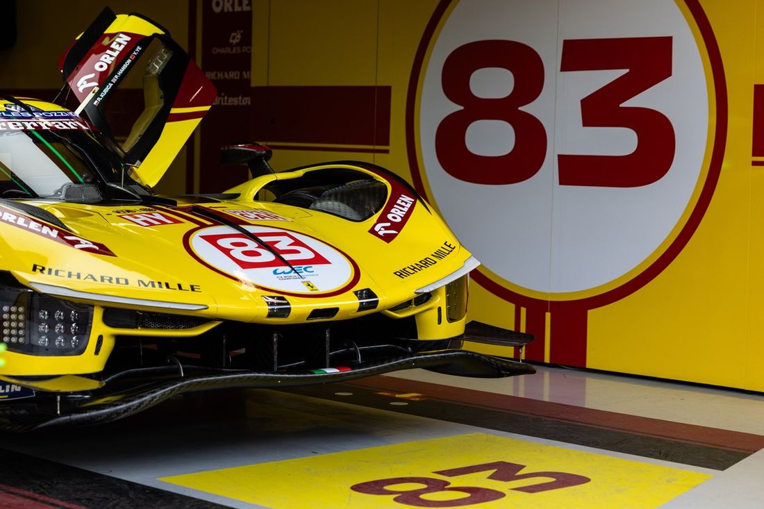 #83 AF Corse Ferrari - 499P Robert Kubica, Philip Hanson, Yifei Ye