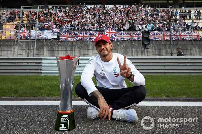 2019 - Hamilton vence a corrida nº 1000 da F1, na China