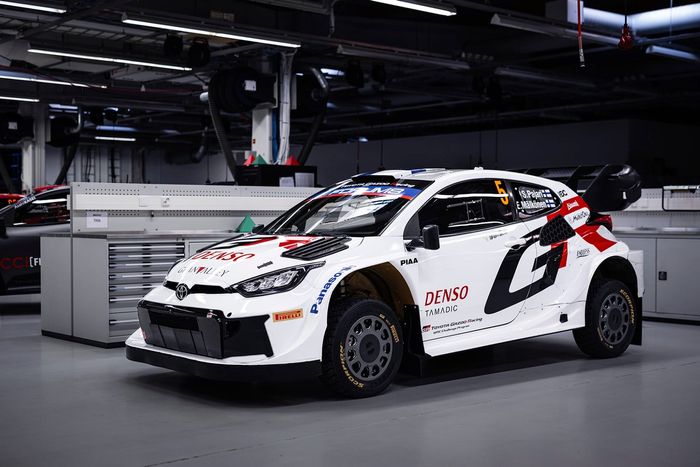Ozdoby Toyota Racing na Rajd Finlandii 