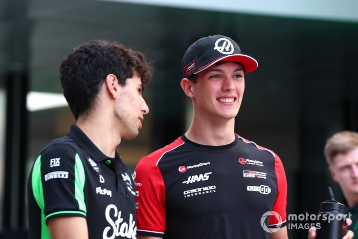 Oliver Bearman, Haas F1 Team, Gabriel Bortoleto, Sauber