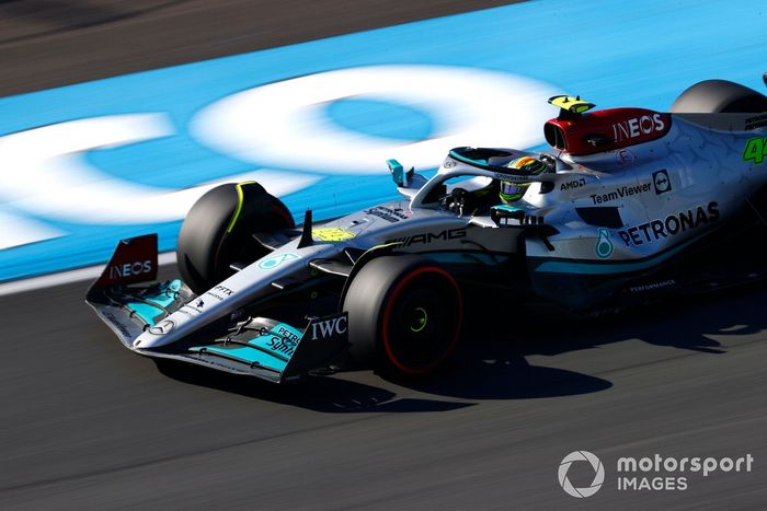 Lewis Hamilton, Mercedes W13