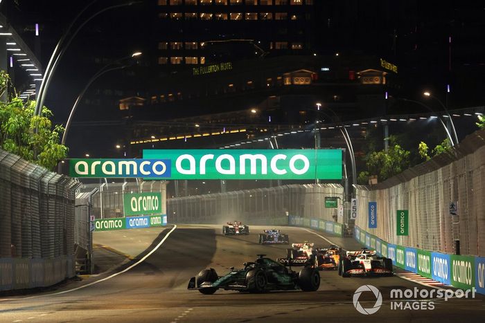 Lance Stroll, Aston Martin AMR22, Kevin Magnussen, Haas VF-22, Daniel Ricciardo, McLaren MCL36