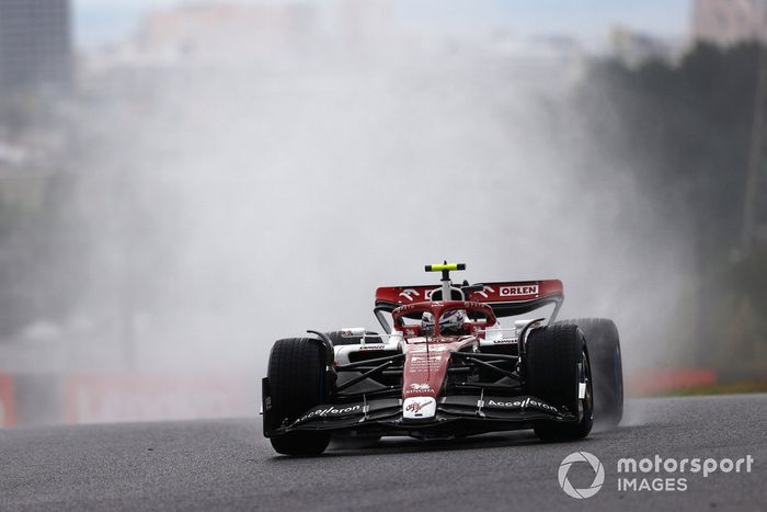 Zhou Guanyu, Alfa Romeo C42