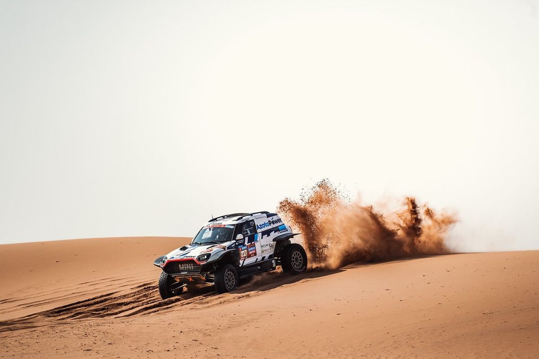 #217 X-raid Mini JCW Team Mini John Cooper Works Rally Plus: Krzysztof Hołowczyc, Łukasz Kurzeja