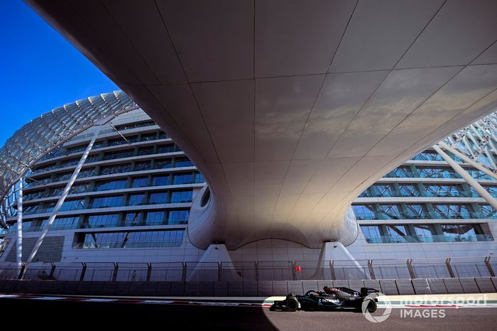 Nyck de Vries, Mercedes F1 W11 