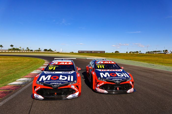 Carros de Dudu Barrichello e Rubens Barrichello