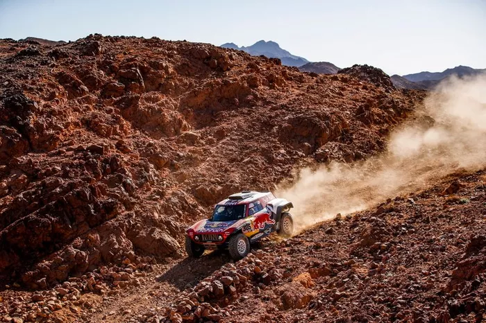 #305 JCW X-Raid Team: Carlos Sainz, Lucas Cruz