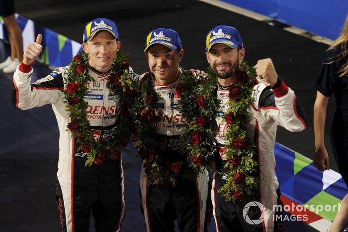 Ganadores #7 Toyota Gazoo Racing Toyota TS050: Mike Conway, Jose Maria Lopez, Kamui Kobayashi 