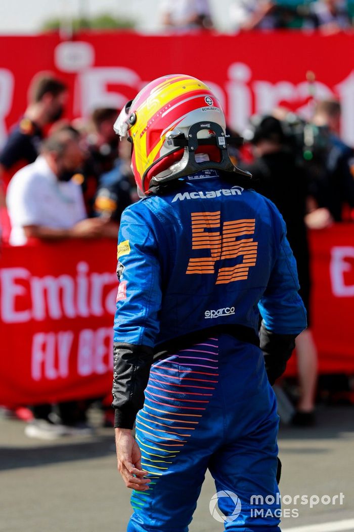 Carlos Sainz Jr., McLaren, en Parc Ferme