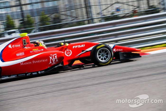 El 2018 de Sacha Fenestraz en imágenes: