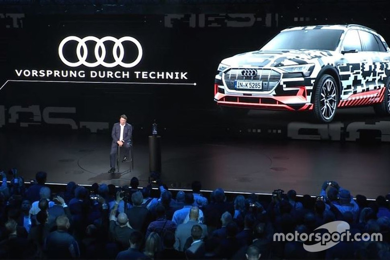 Презентація Audi e-tron