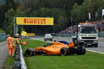 The crashed car of Stoffel Vandoorne, McLaren MCL33 in FP3