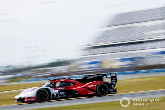 #7 Porsche Penske Motorsport Porsche 963: Felipe Nasr, Nick Tandy, Laurens Vanthoor