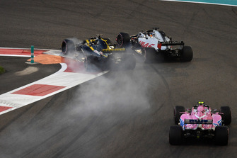 Nico Hulkenberg, Renault Sport F1 Team R.S. 18 en Romain Grosjean, Haas F1 Team VF-18