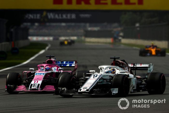 Marcus Ericsson, Sauber C37,  Sergio Perez, Racing Point Force India VJM11