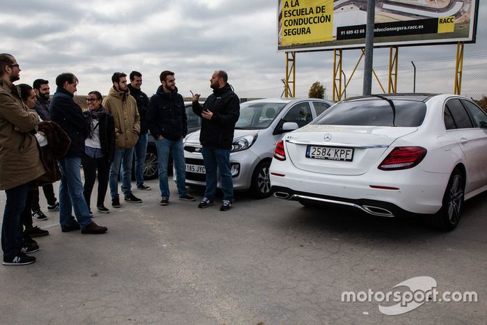 II Curso de Conducción y Nuevas Tecnologías BOSCH - Motor1.com España - Motorsport.com 