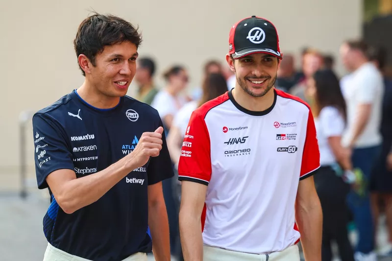 Esteban Ocon, Haas F1 Team, Alexander Albon, Williams