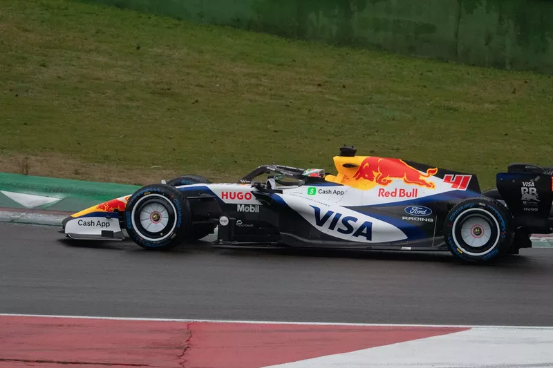 Fotogallery F1 | Il debutto della Racing Bulls VCARB03 a Imola