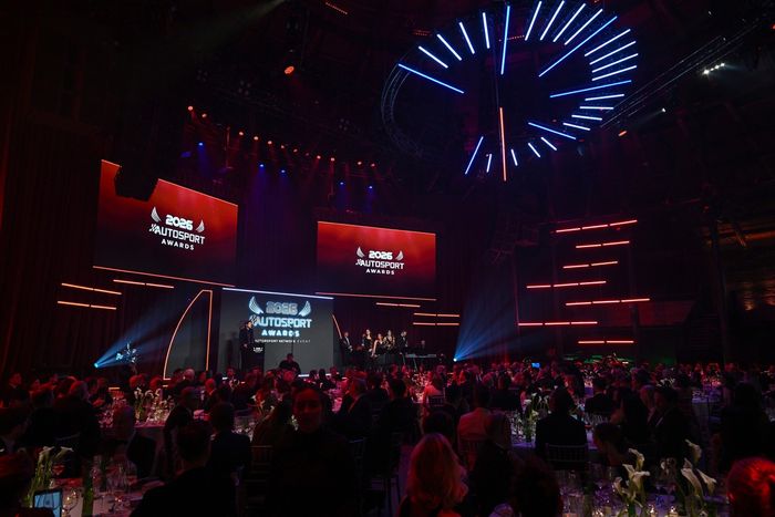 جريج جيمس، مقدم برامج ومضيف في إذاعة بي بي سي راديو 1