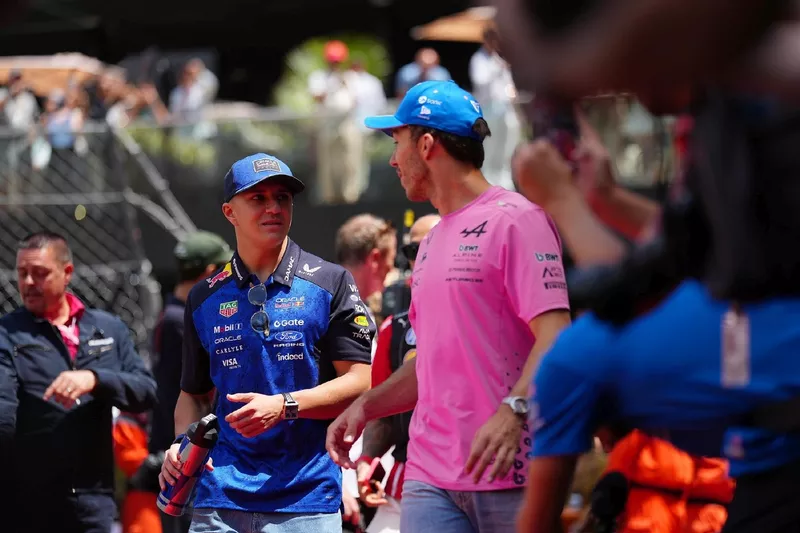 Pierre Gasly, Alpine, Isack Hadjar, Red Bull Racing