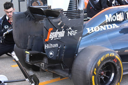 Заднее антикрыло McLaren MP4-31
