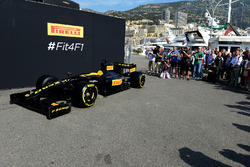Pirelli-Formel-1-Auto