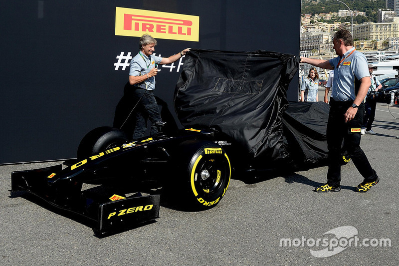 Pirelli F1 car