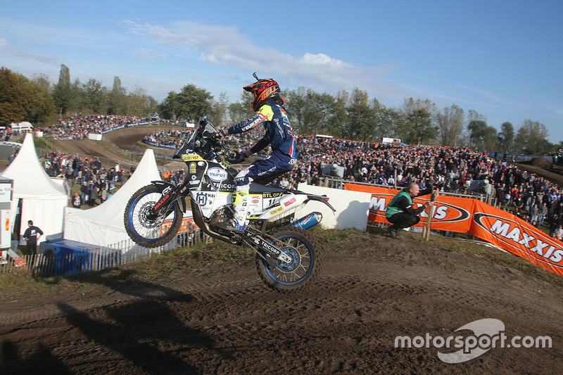 Actie bij de motoren