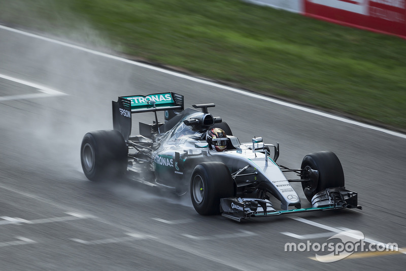 Pascal Wehrlein, Mercedes F1 Team prueba neumáticos de Pirelli 2017-spec