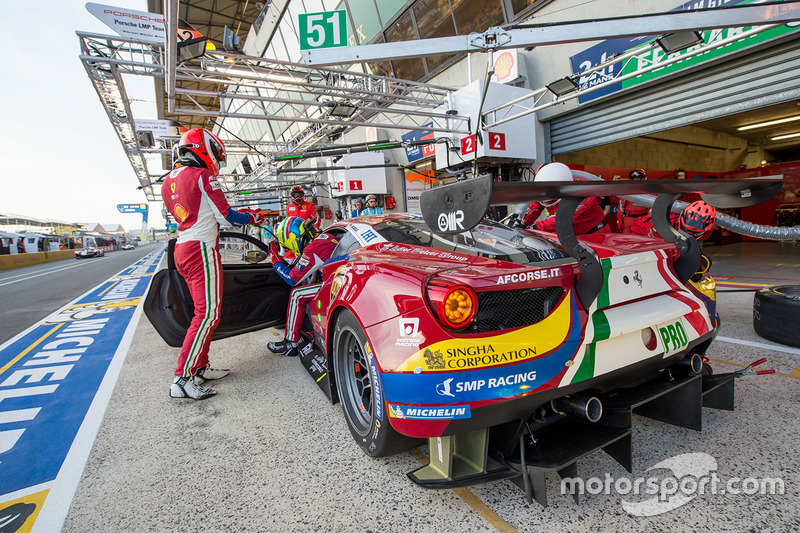 #51 AF Corse Ferrari 488 GTE: James Calado, Alessandro Pier Guidi, Michele Rugolo