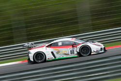 #88 JLOC, Lamborghini Huracan GT3, Manabu Orido, Kazuki Hiramine, Adrian Zaugg