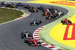 Sebastian Vettel, Ferrari SF70H, Lewis Hamilton, Mercedes AMG F1 W08, Valtteri Bottas, Mercedes AMG