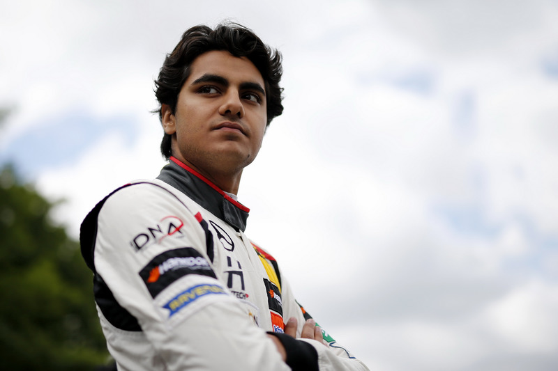 Enaam Ahmed (Hitech GP)