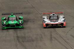 #22 Tequila Patron ESM Nissan DPi, P: Pipo Derani, Johannes van Overbeek #7 Acura Team Penske Acura DPi, P: Helio Castroneves, Ricky Taylor Art Fleischmann
