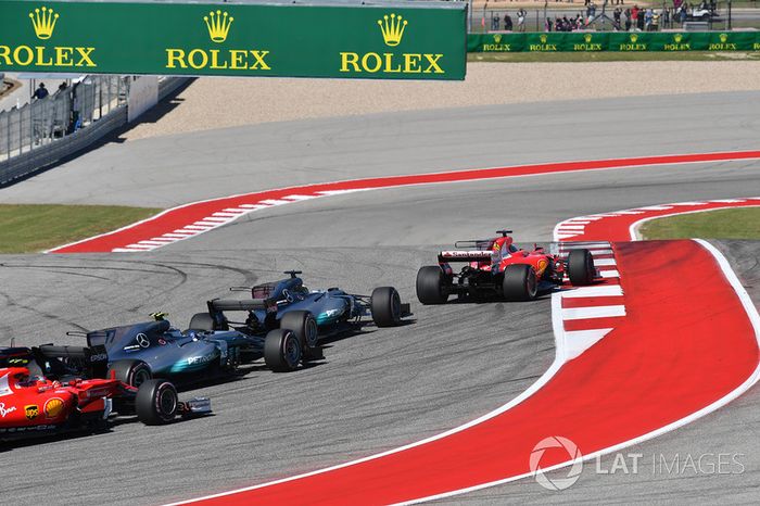 Sebastian Vettel, Ferrari SF70H líder al inicio