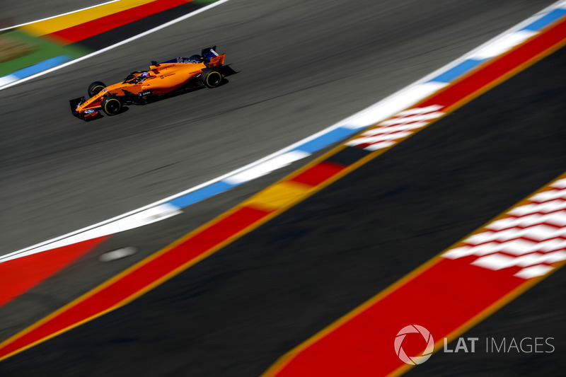 11: Fernando Alonso, McLaren MCL33, 1'13.657