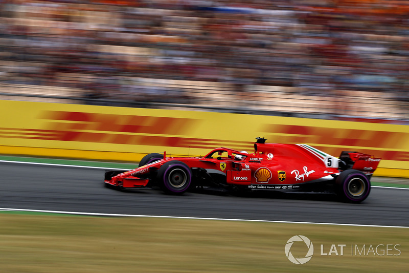 1: Sebastian Vettel, Ferrari SF71H, 1'11.212
