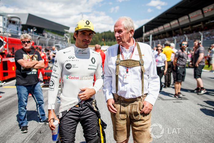 Carlos Sainz Jr., Renault Sport F1 Team, Helmut Markko, Consultant, Red Bull Racing