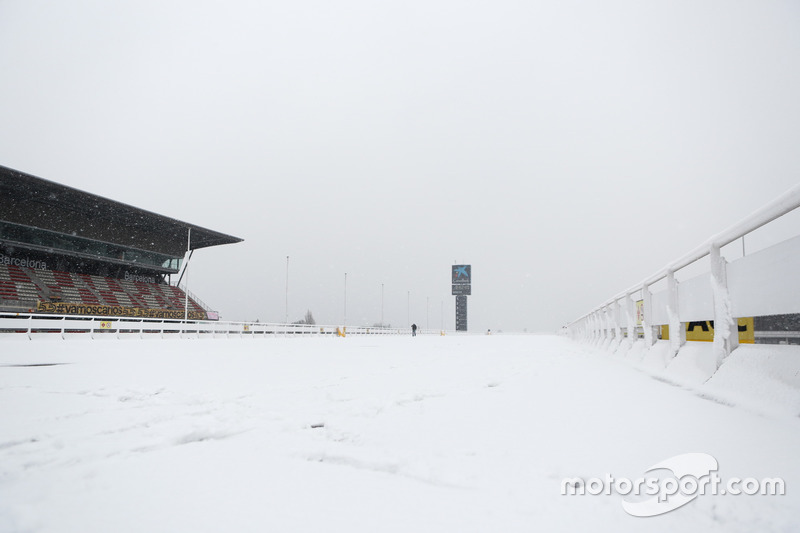 Circuit de Barcelona cubierto de nieve